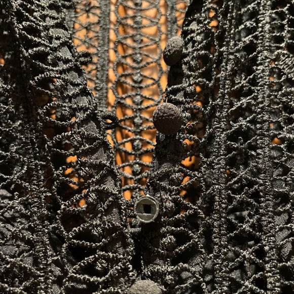 Black chic dress - Picture 3 of 5